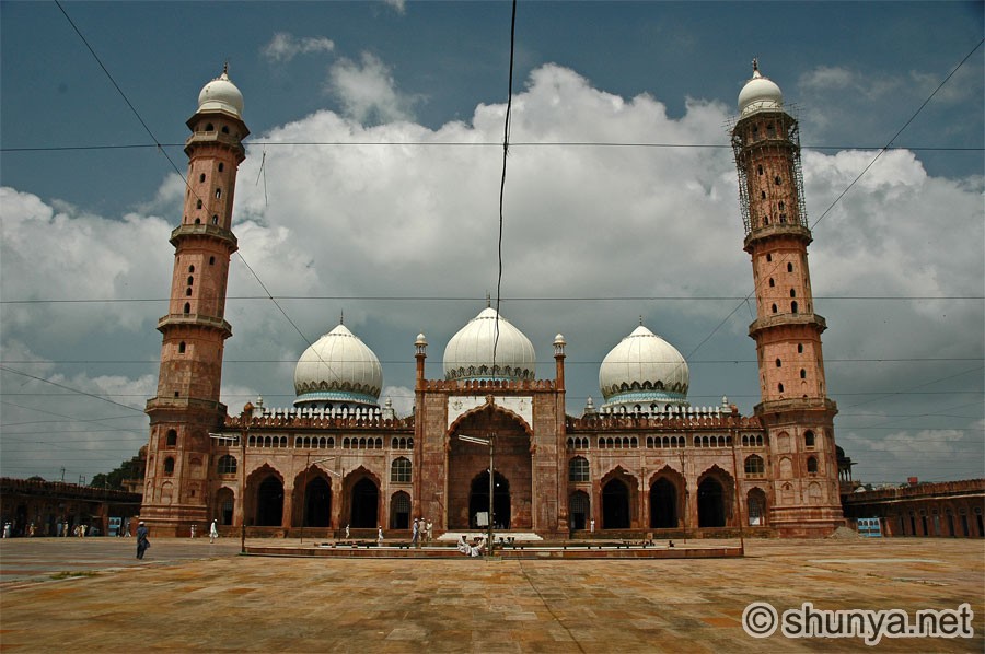 Taj-ul-masjid Bhopal