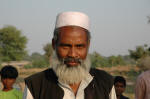 A weaver and teacher in the village of Bagrana, Rajasthan